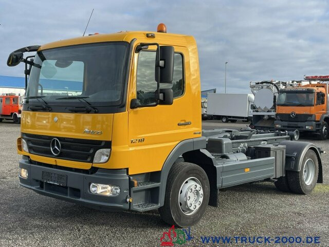 Hook lift truck Mercedes-Benz Atego 1218 Hiab Abrollhaken 6.280 Kg. NL. Euro 5: picture 10
