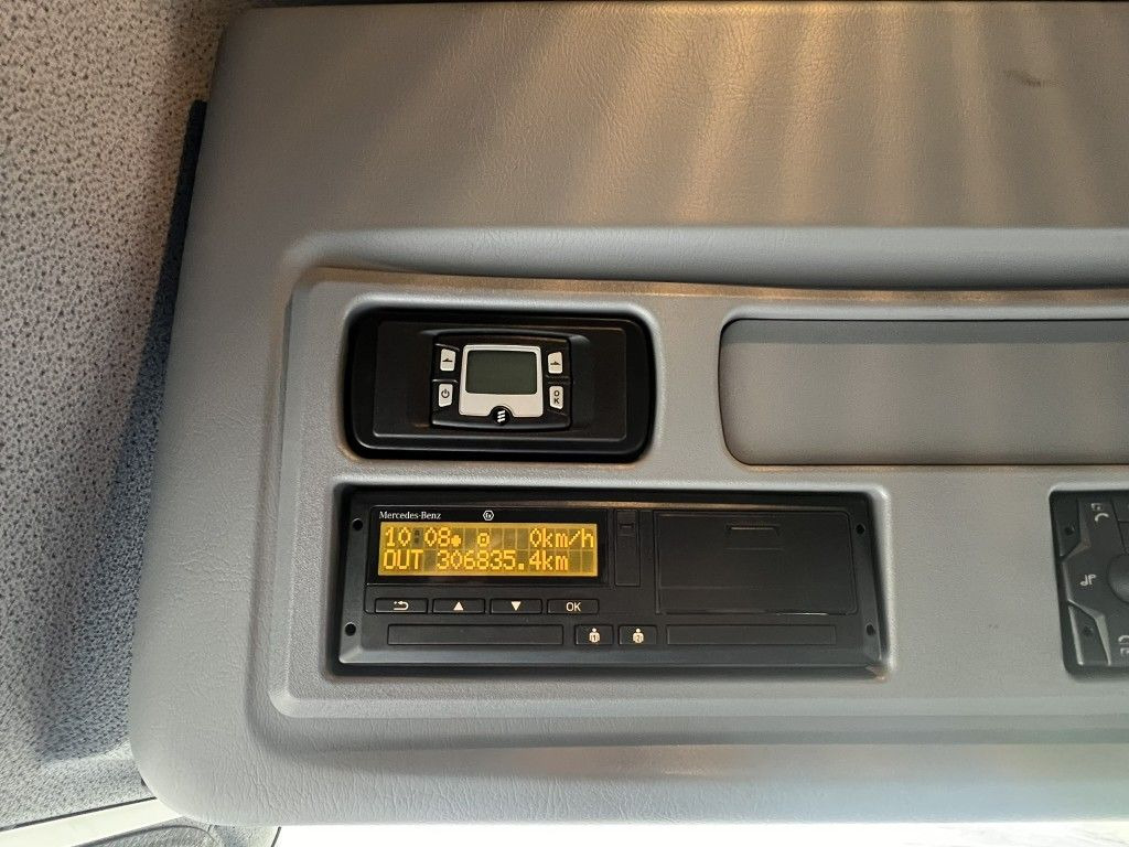 Dropside/ Flatbed truck Mercedes-Benz Atego 1527 Curtainsider7,4m*EDSCHA*LBW*RSAB*BETT: picture 30