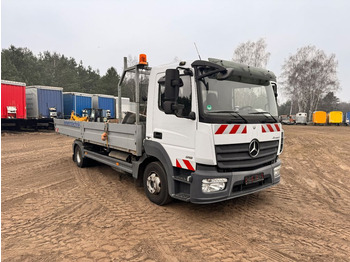 Dropside/ Flatbed truck Mercedes-Benz Atego 818: picture 2