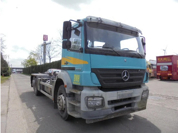 Hook lift truck Mercedes-Benz Axor 2633: picture 3