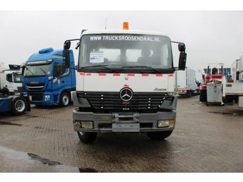 Cab chassis truck Mercedes-Benz Axor 3028 + euro 2 + spring spring + manual + 6x4 Heavy Duty: picture 2