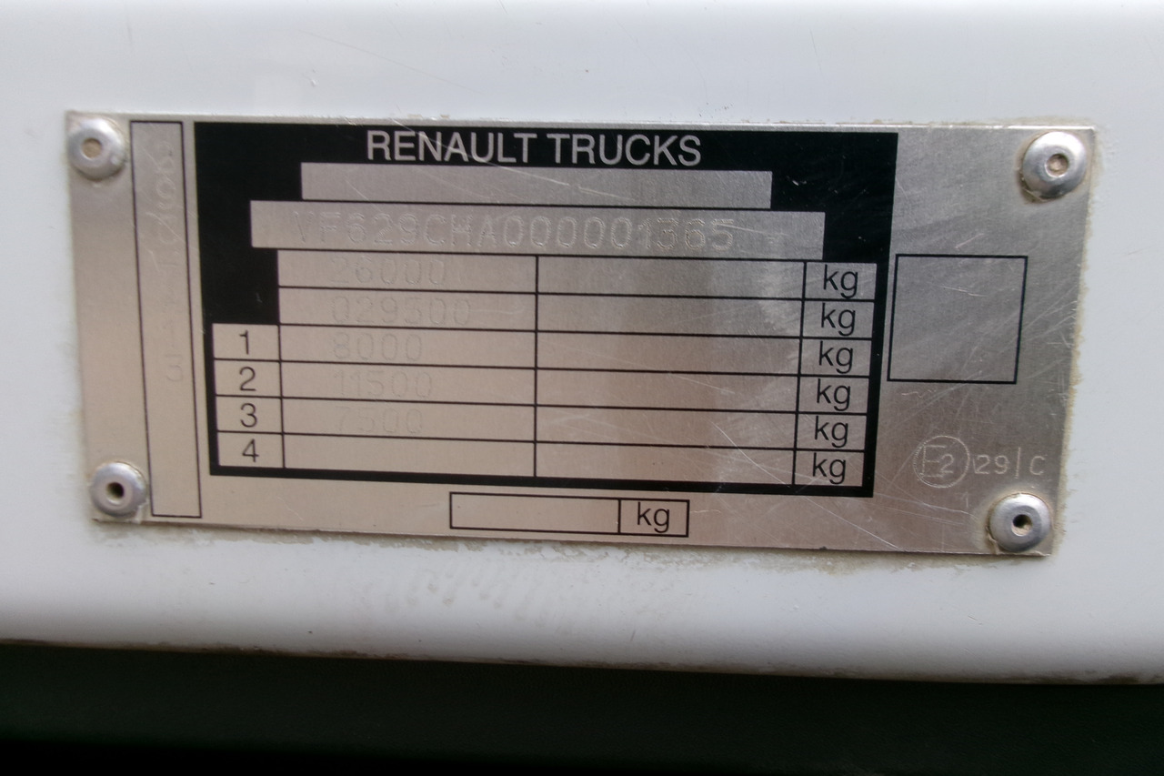 Leasing of Renault Premium 310 6x2 fuel tank 18.7 m3 / 5 comp / ADR 20/11/24 Renault Premium 310 6x2 fuel tank 18.7 m3 / 5 comp / ADR 20/11/24: picture 44