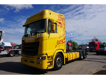 Container transporter/ Swap body truck SCANIA S 500