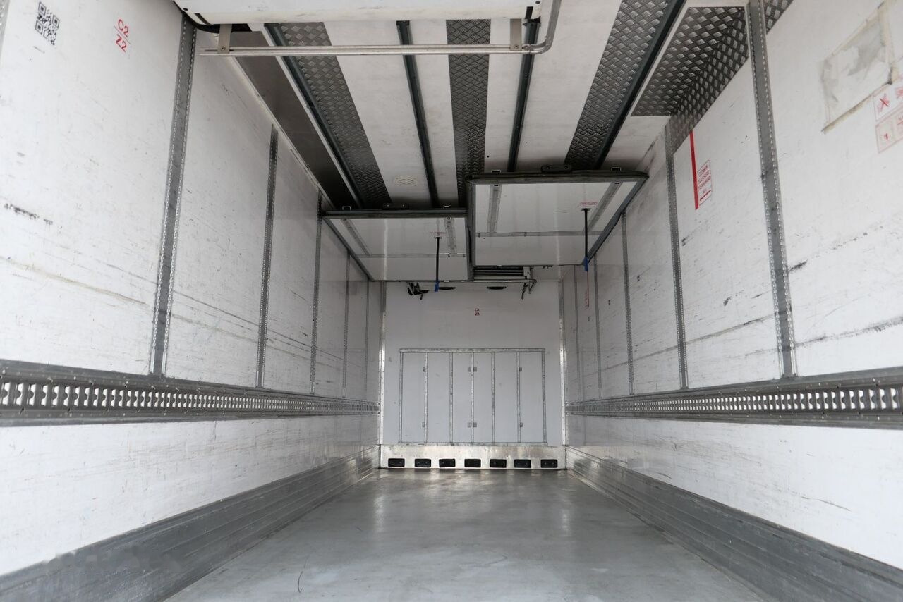 Refrigerator truck Volvo FH 420 Hűtős + HF Multitemp: picture 10