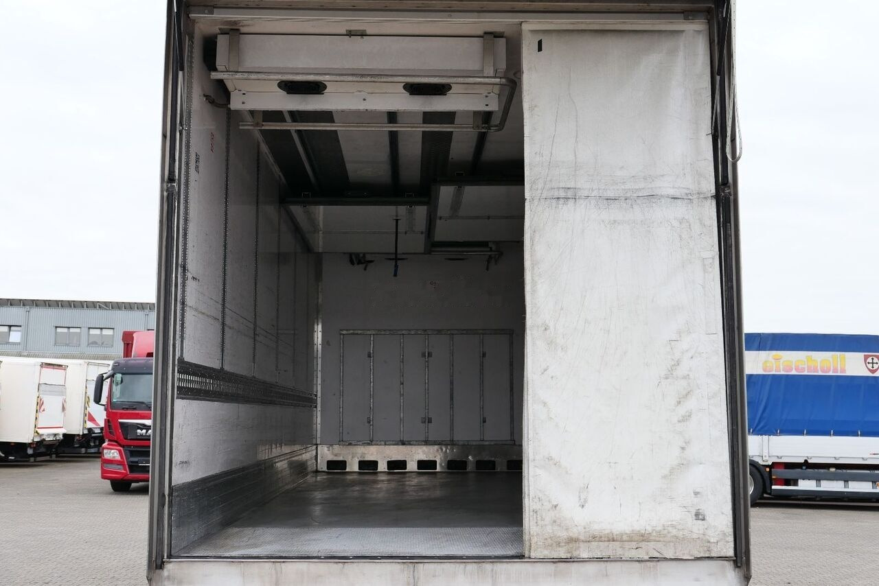 Refrigerator truck Volvo FH 420 Hűtős + HF Multitemp: picture 9