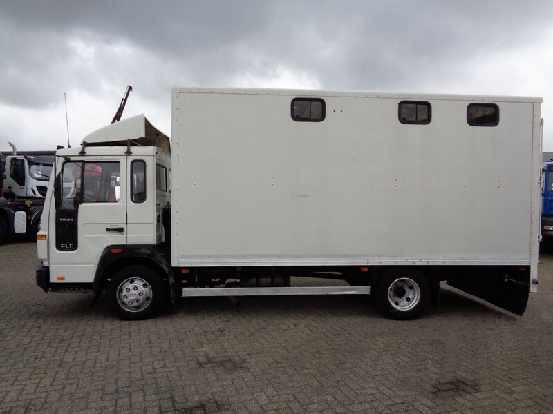 Horse truck Volvo FLC + Manual + Horse transport: picture 6