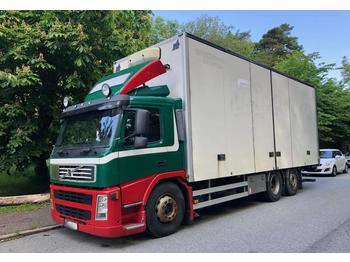 Box truck Volvo FM440: picture 1
