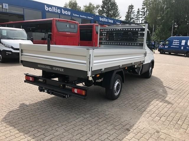 Flatbed van Iveco Daily 35S16H3,0 A8  Pritsche AHK 116 kW (158 ...: picture 7