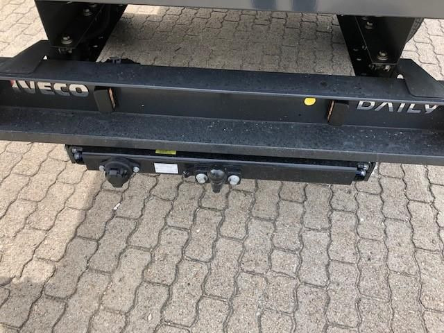 Flatbed van Iveco Daily 35S16H3,0 A8  Pritsche AHK 116 kW (158 ...: picture 8