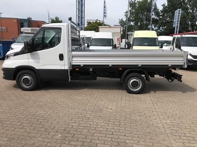 Flatbed van Iveco Daily 35S16H3,0 A8  Pritsche AHK 116 kW (158 ...: picture 4