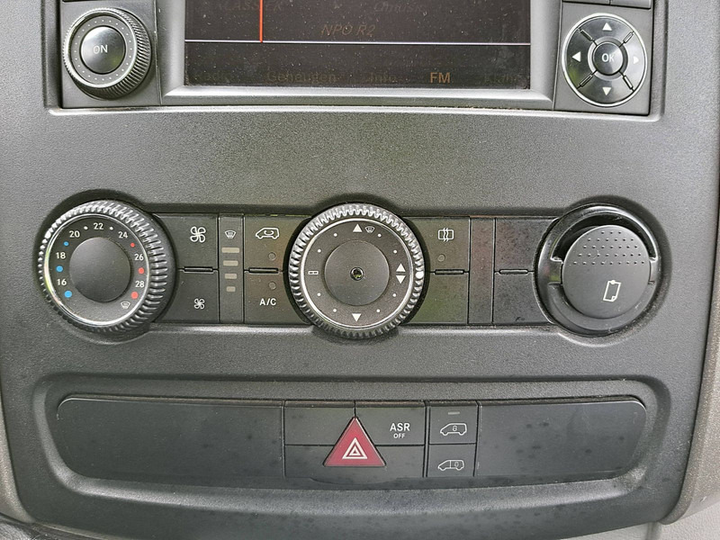Panel van Mercedes-Benz Sprinter 313 cdi: picture 10