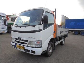 Flatbed van Toyota Dyna 100: picture 1
