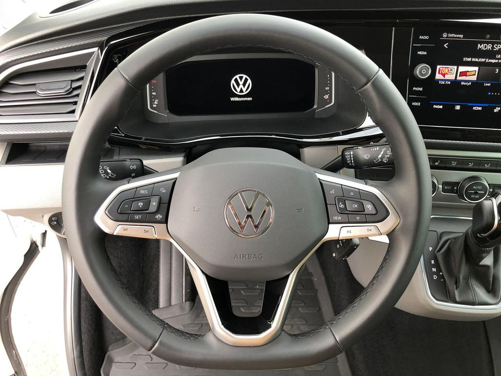 Passenger van Volkswagen T6.1 Caravelle Edition Navi ACC dig. Cockpit LED: picture 16