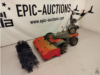 Lansto 13 - Road sweeper: picture 1