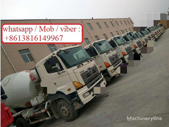 Hino 700 - Concrete mixer truck: picture 1