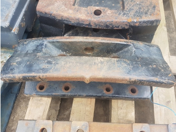 New Holland Tm, Ts, 60 Series Main Weight Carrier Block 82026907, 82014593 - Counterweight: picture 2