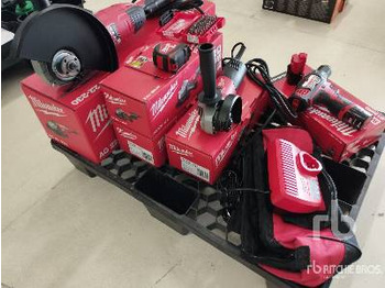 MILWAUKEE Qty of Various Electric Tools ( ... - Tool/ Equipment: picture 1