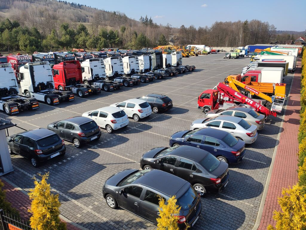 DUETDUDA - Construction machinery CASE undefined: picture 16