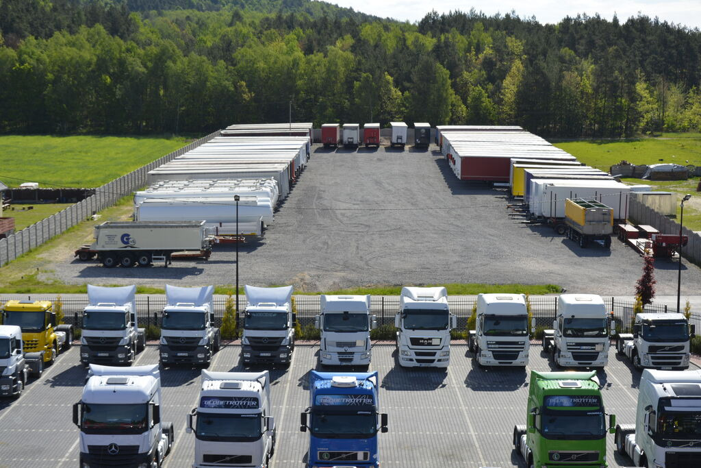 DUETDUDA - Construction machinery CASE undefined: picture 10