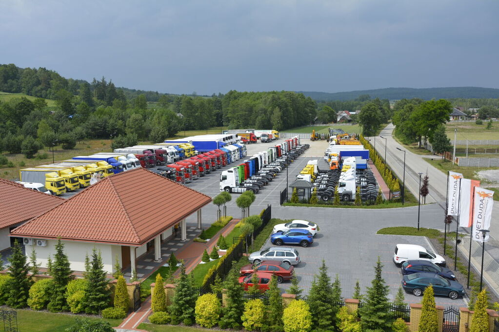 DUETDUDA - Construction machinery CASE undefined: picture 3