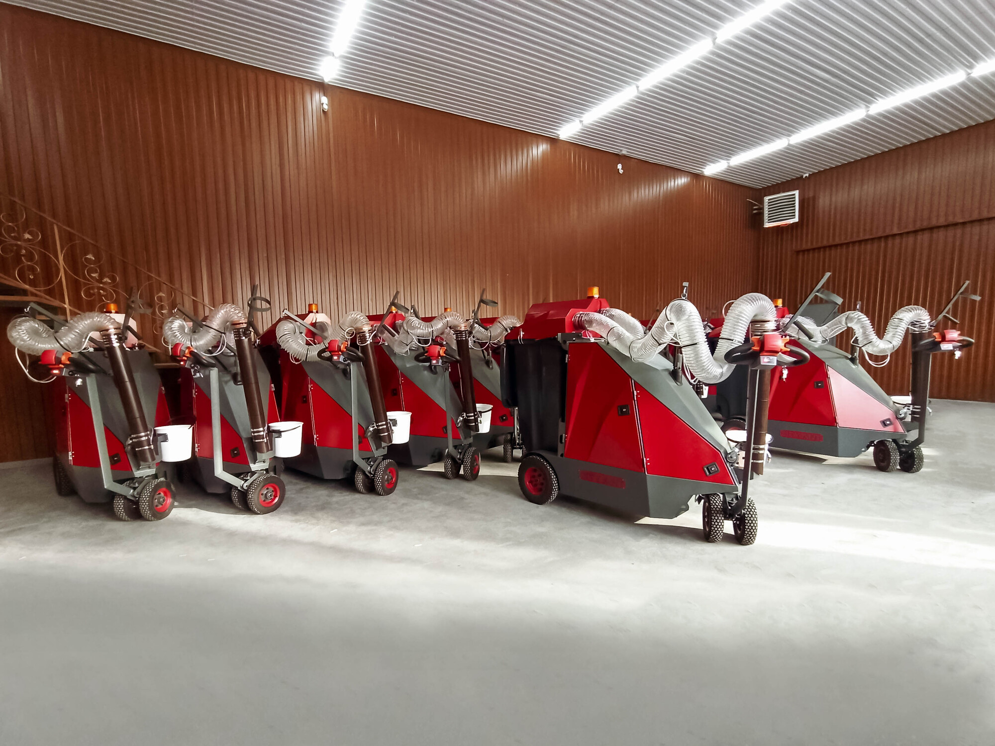 TRADE INDUSTRIAL COMPANY AB - vehicles for sale undefined: picture 28