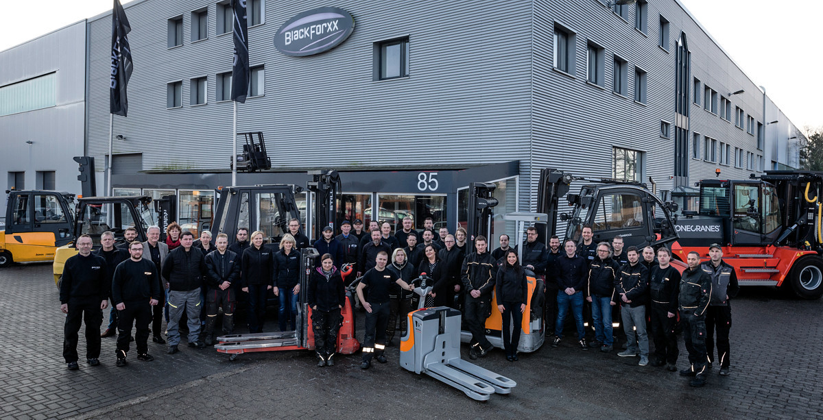 BlackForxx GmbH - Material handling equipment HELI - electro undefined: picture 2