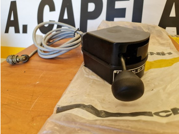Cab and interior for Construction machinery O&K F156 (PALANCA DE CAMBIOS): picture 4