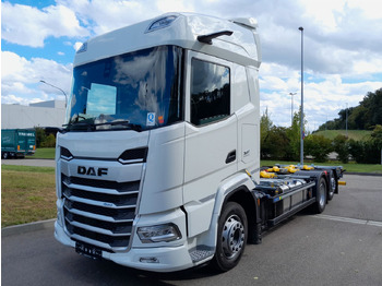 Container transporter/ Swap body truck DAF XF 480