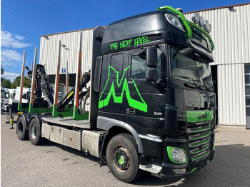 Timber truck DAF XF 530