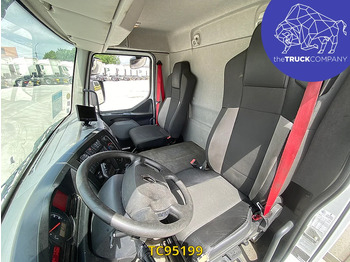 Box truck Renault D 210: picture 5