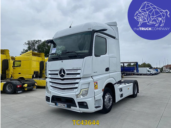 Tractor unit MERCEDES-BENZ Actros 1845