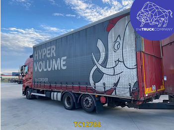 Curtainsider truck Volvo FH 500: picture 2 Curtainsider truck Volvo FH 500: picture 2