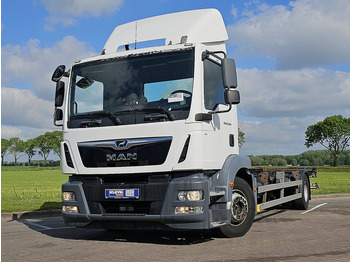 Container transporter/ Swap body truck MAN TGM 12.250