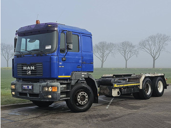 Cab chassis truck MAN 26.414 F2000 6X4 STEEL MANUAL: picture 2