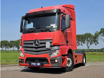 Tractor unit MERCEDES-BENZ Actros 1846