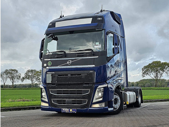 Tractor unit VOLVO FH 460