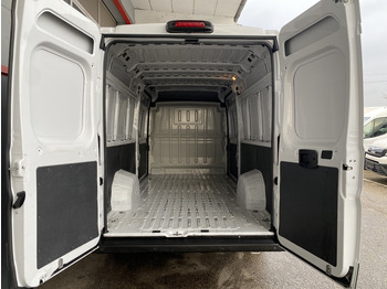 Small van Citroen Jumper 35 L4H2 Club Heavy BlueHDi 140 Start&Stop: picture 5
