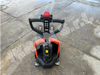 Pallet truck Toyota BT Tyro LHE130: picture 5 Pallet truck Toyota BT Tyro LHE130: picture 5