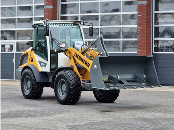 Wheel loader LIEBHERR L 506