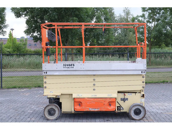Scissor lift JLG