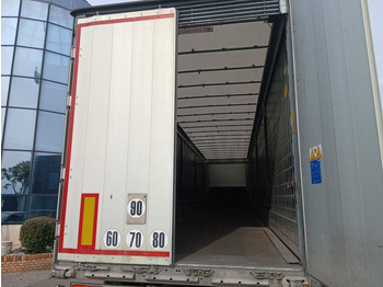 Curtainsider semi-trailer Schmitz Cargobull: picture 3