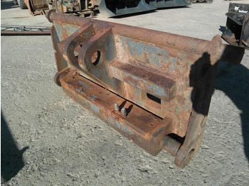 Quick coupler CASE