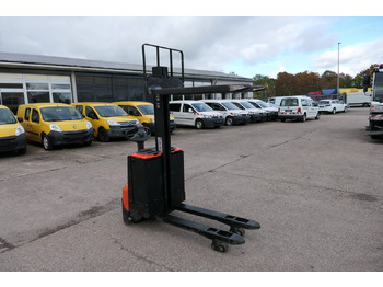 Pallet truck BT