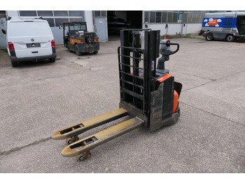 Pallet truck BT SWE 200D Batterie 16/2021: picture 2