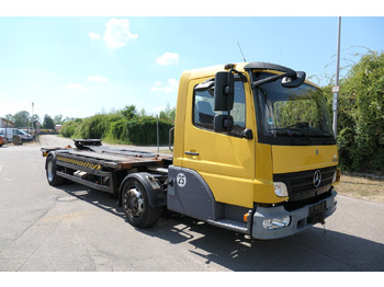 Container transporter/ Swap body truck MERCEDES-BENZ
