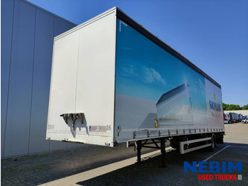 Curtainsider semi-trailer