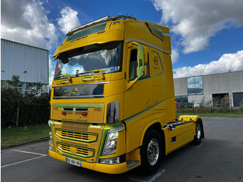 Tractor unit VOLVO FH 500