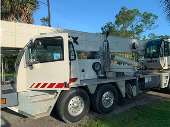 Mobile crane TEREX