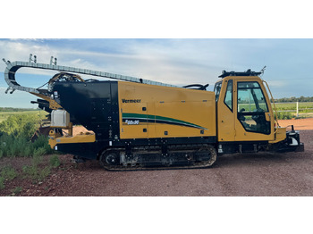 Directional boring machine VERMEER