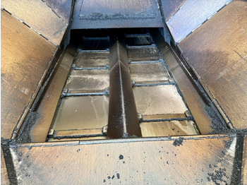 Leasing of Vogele Super 1800-3i Vogele Super 1800-3i: picture 4 Leasing of Vogele Super 1800-3i Vogele Super 1800-3i: picture 4